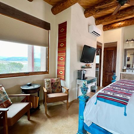 The Grand Hacienda Inn With Breakfast Abiquiu Exterior foto