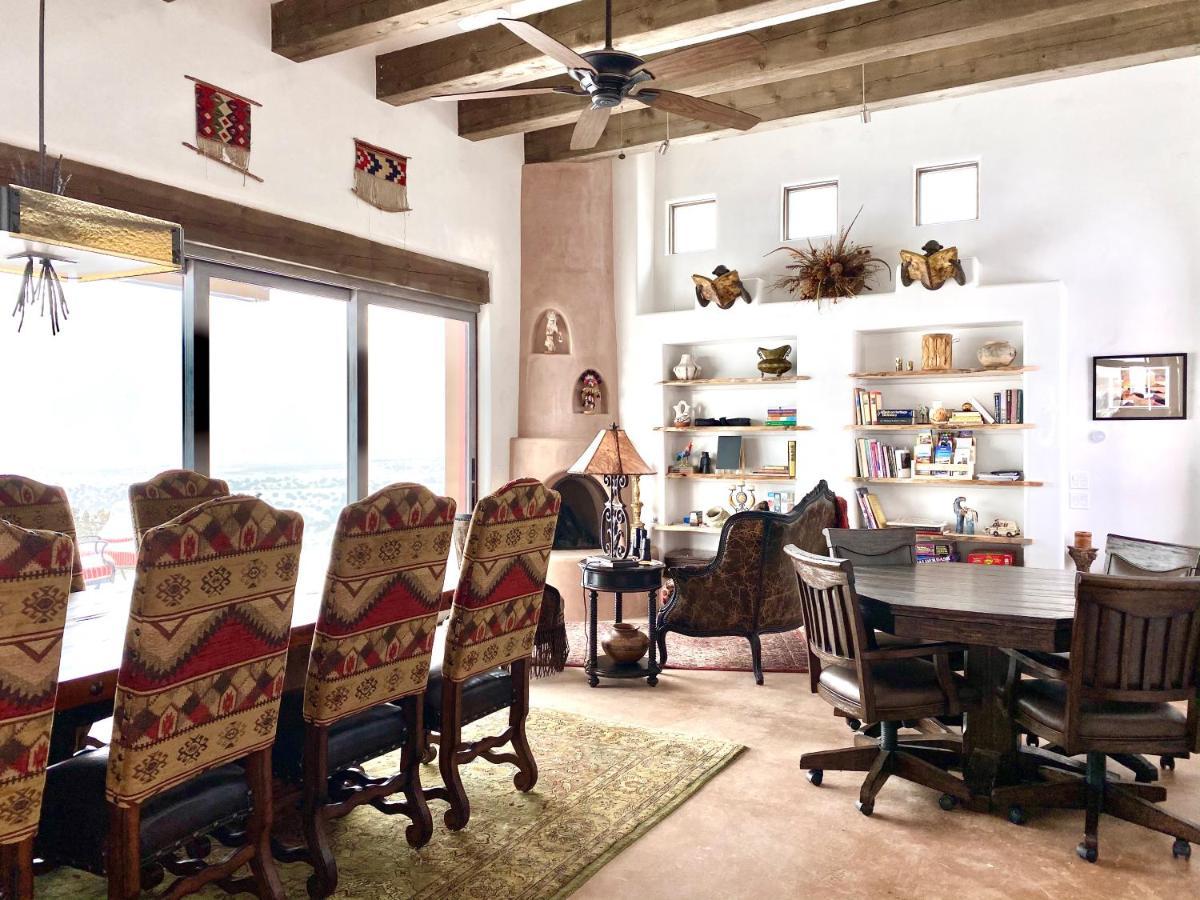 The Grand Hacienda Inn With Breakfast Abiquiu Exterior foto