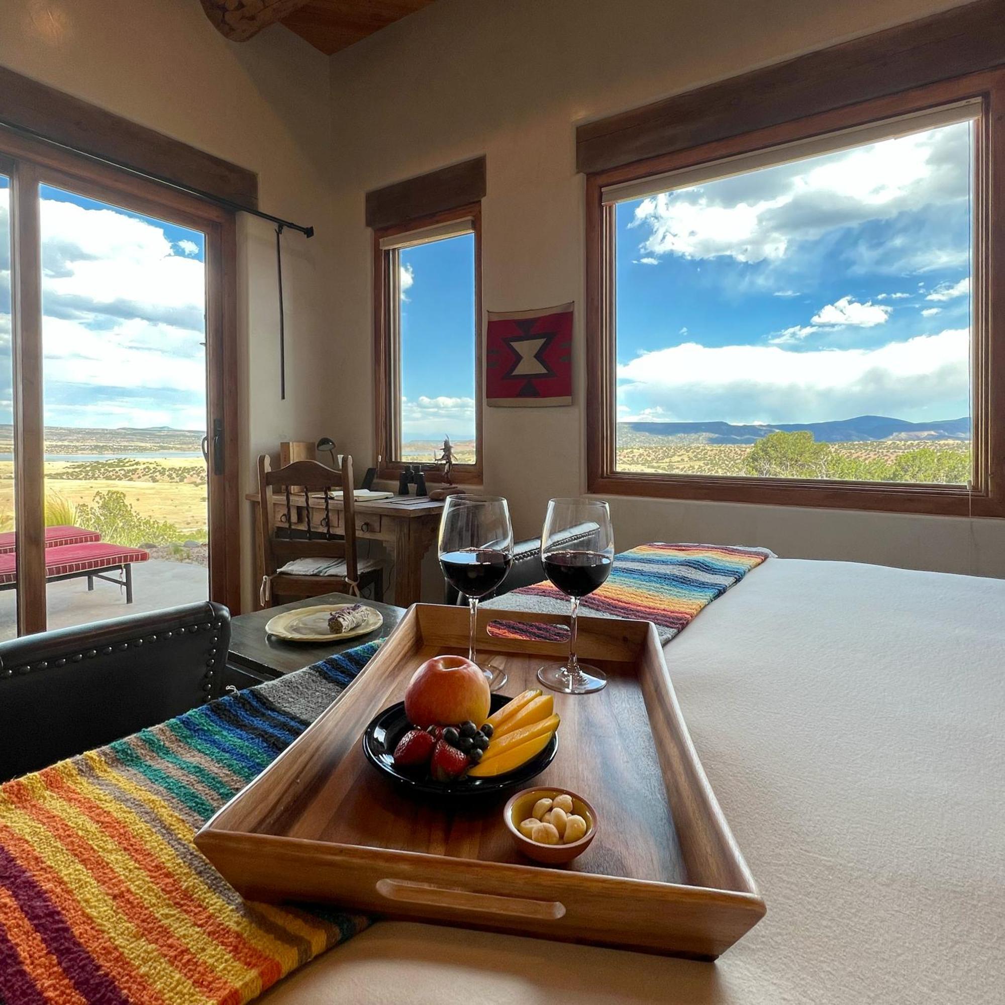 The Grand Hacienda Inn With Breakfast Abiquiu Exterior foto