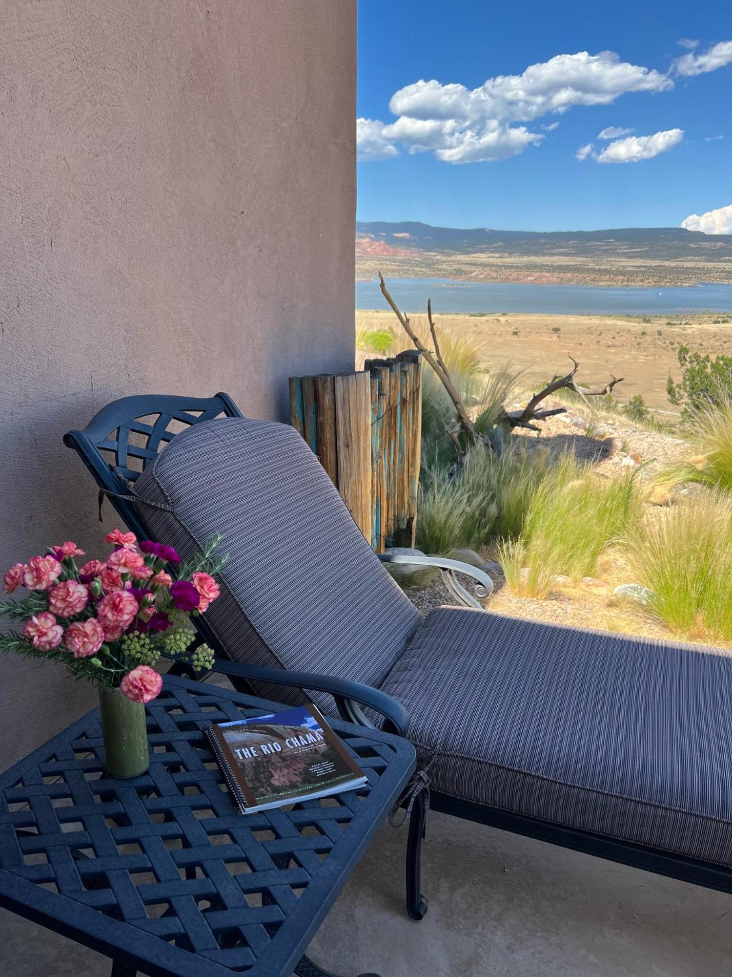 The Grand Hacienda Inn With Breakfast Abiquiu Exterior foto